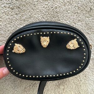 Fanny pack / bum bag